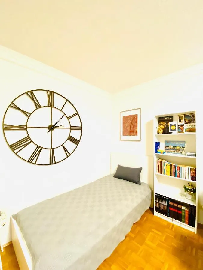 Apartment #Welcometomessehannover#Twobedroomapartment&Balcony