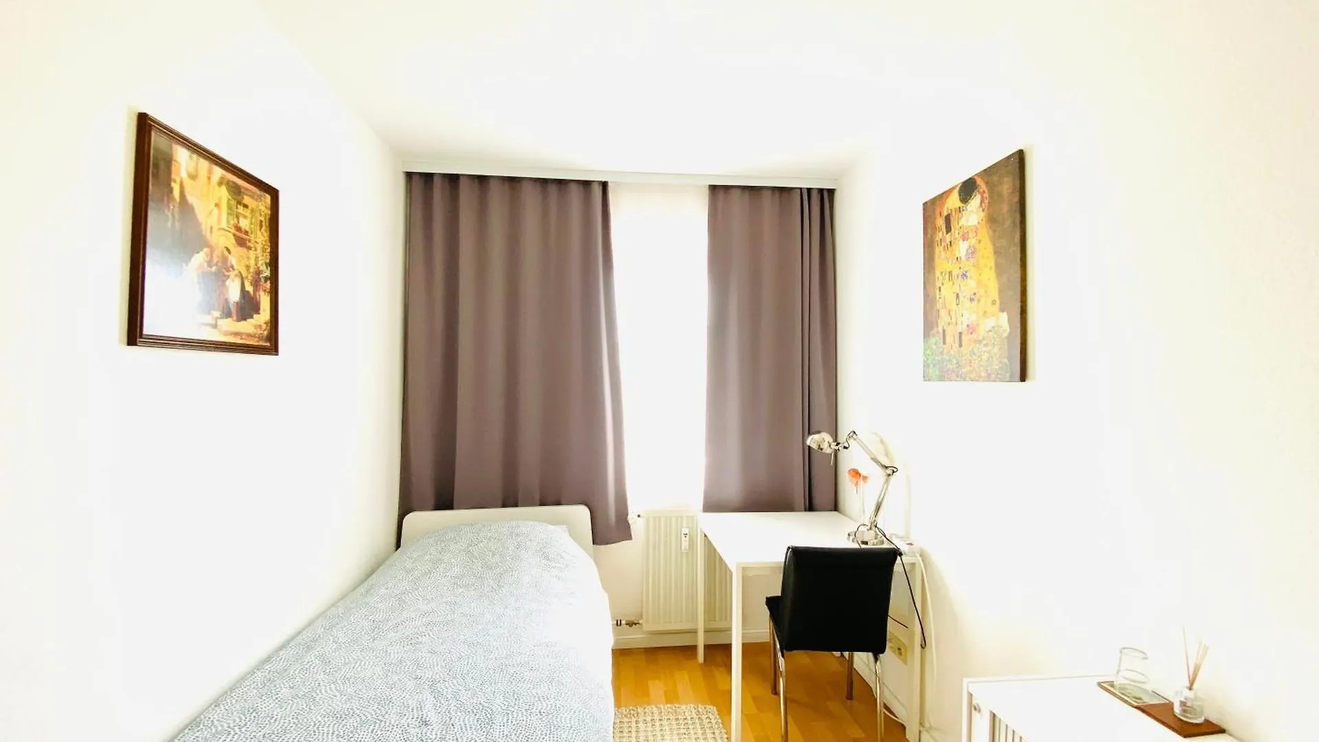 #Welcometomessehannover#Twobedroomapartment&Balcony